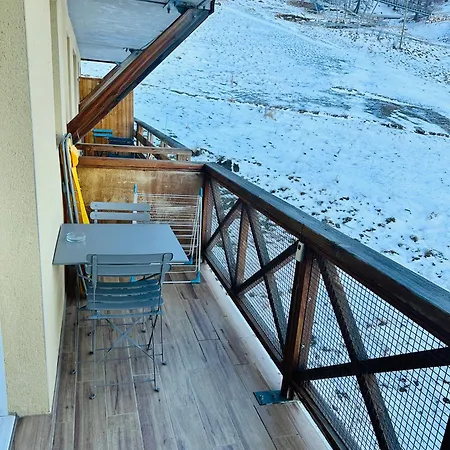 6 Personnes Au Pied Des Pistes A La Foux D'allos